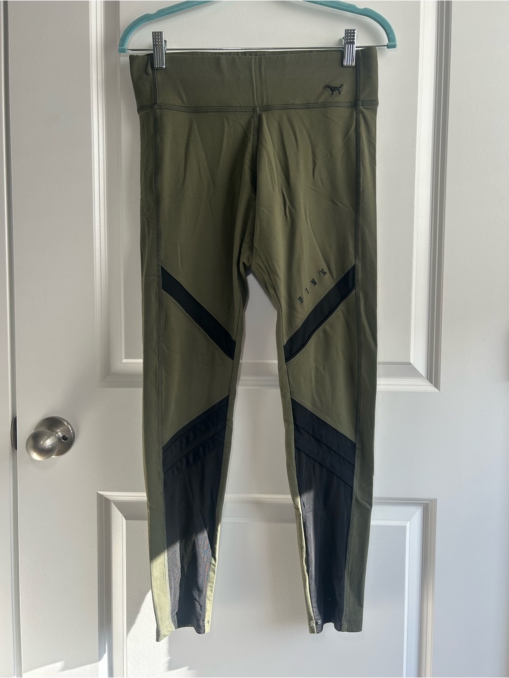 Victoria's Secret PINK Olive Green Leggings with Black Stitching